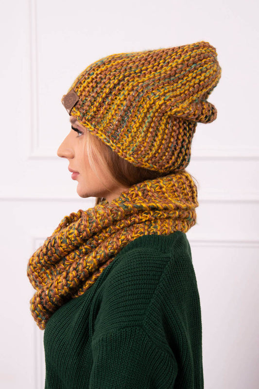 Дамски комплект от поларена шапка с шал Wiwiana K273