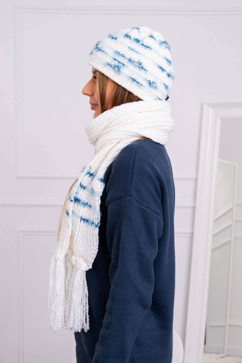 Дамски комплект от шапка с шал Аника K304