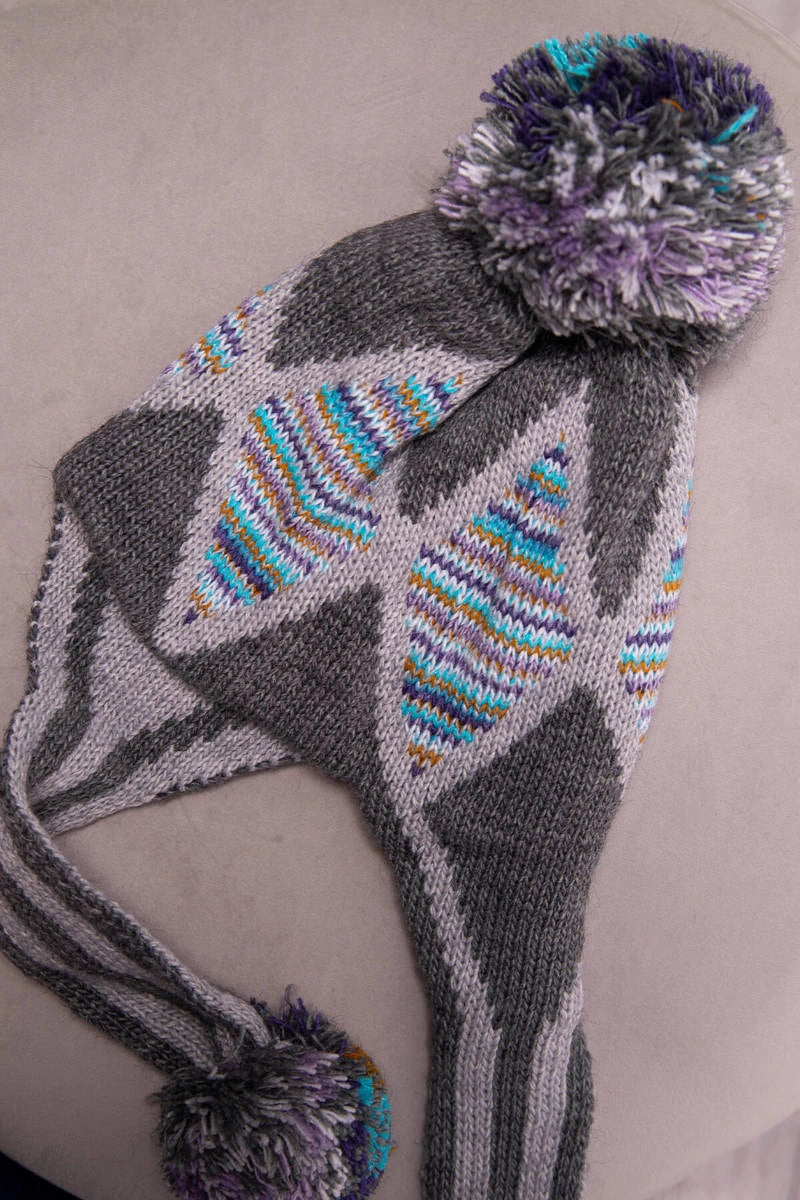 Дамска шапка с дълги уши Eunika K322