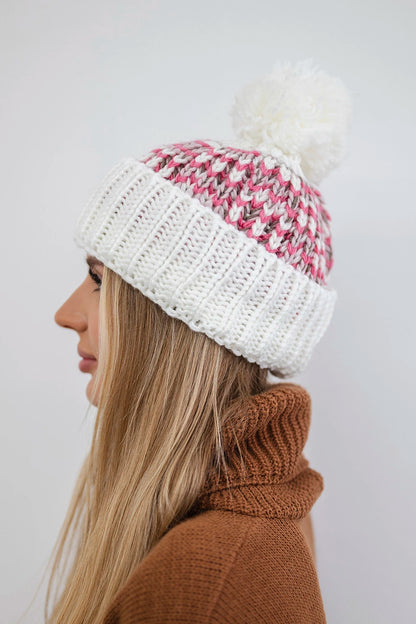 Шапка с помпон Ellen K325