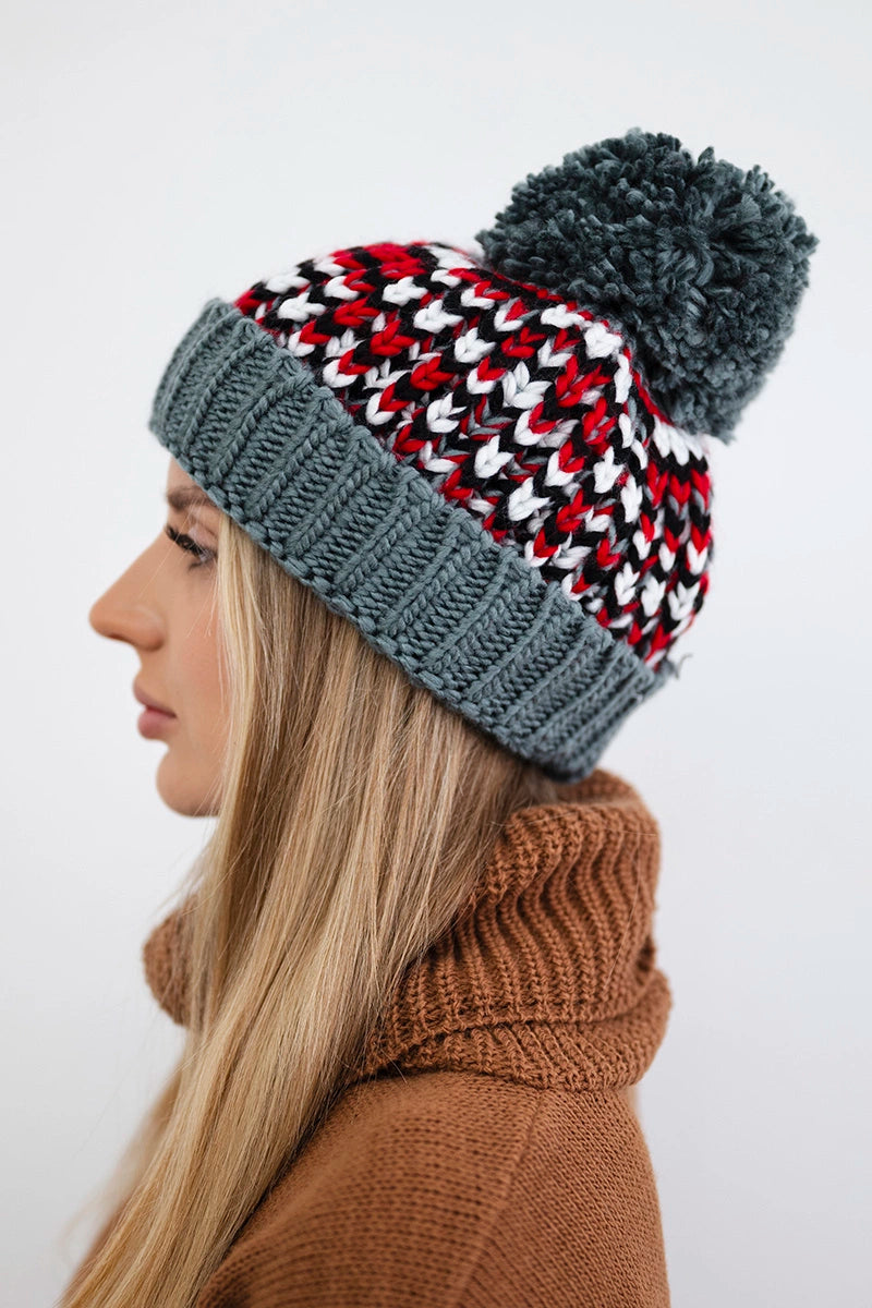 Шапка с помпон Ellen K325