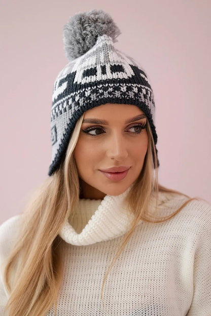 Шапка с помпон Rosa K368