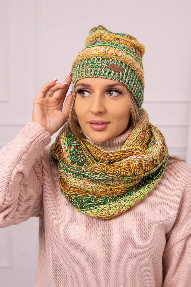 Дамски комплект от шапка с полар и шал Феликса K411