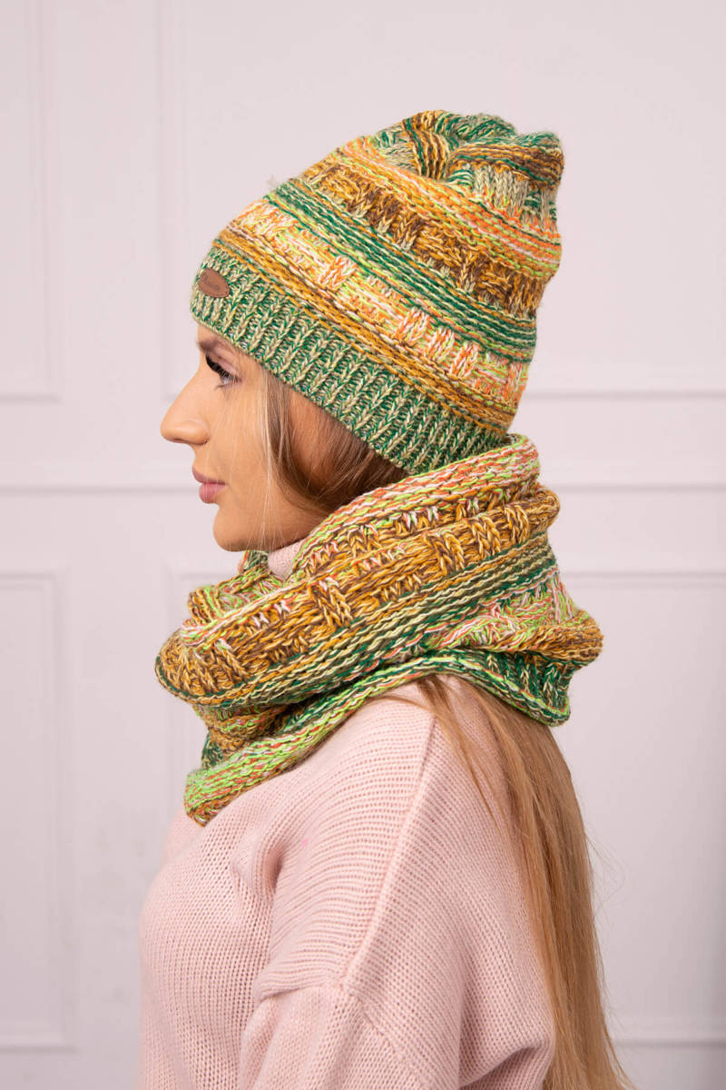 Дамски комплект от шапка с полар и шал Феликса K411