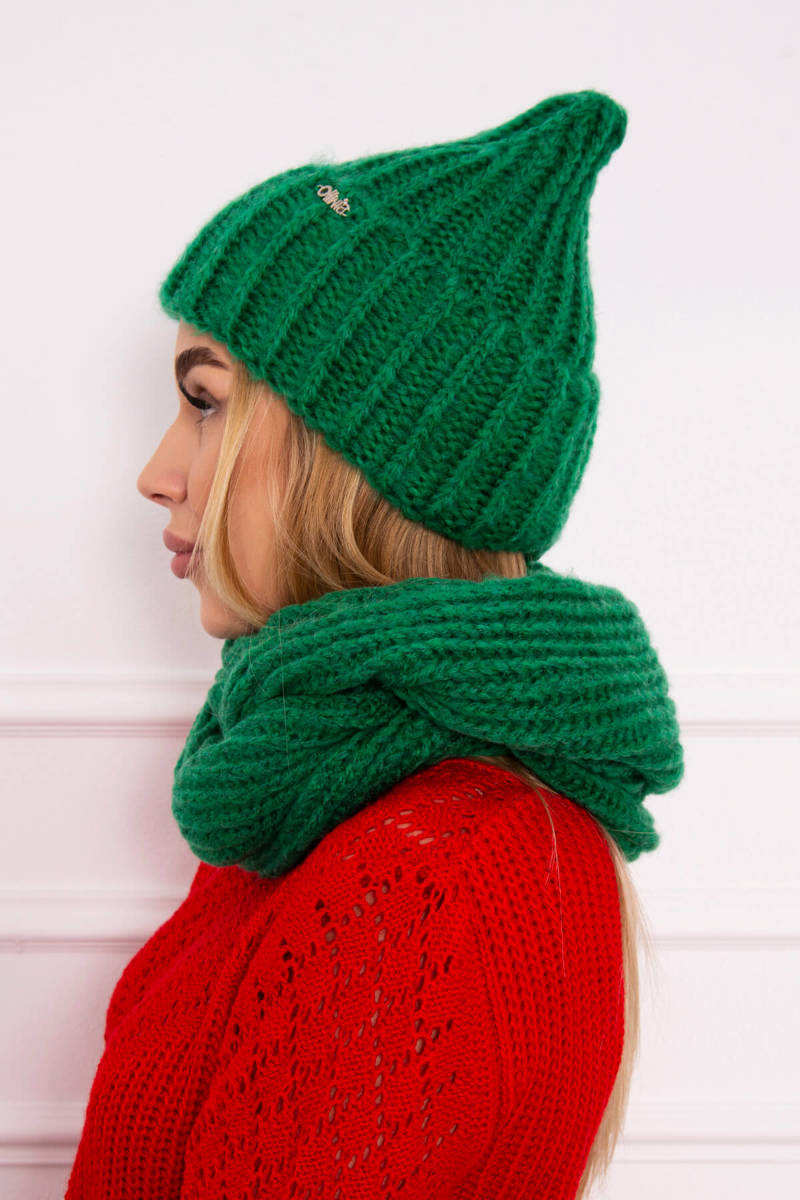 Дамски комплект от шапка с шал P100