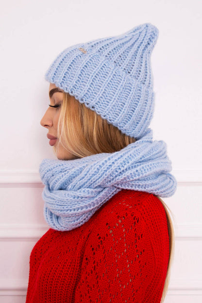 Дамски комплект от шапка с шал P100