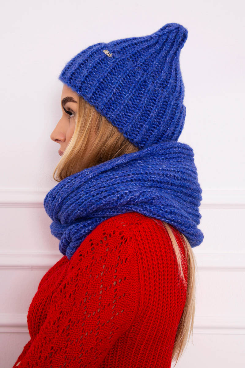 Дамски комплект от шапка с шал P100