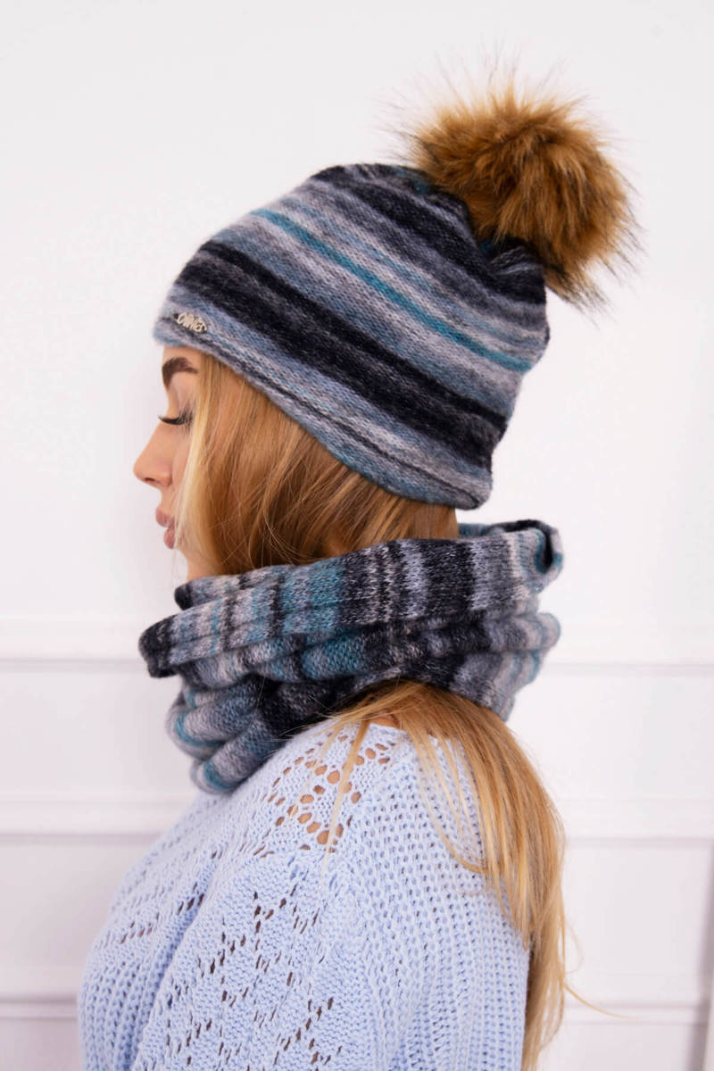 Дамски комплект от шапка с шал Wenetta P104