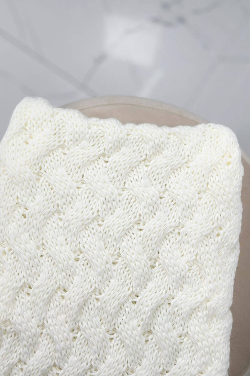 Дамски комплект от шапка и шал PLK5