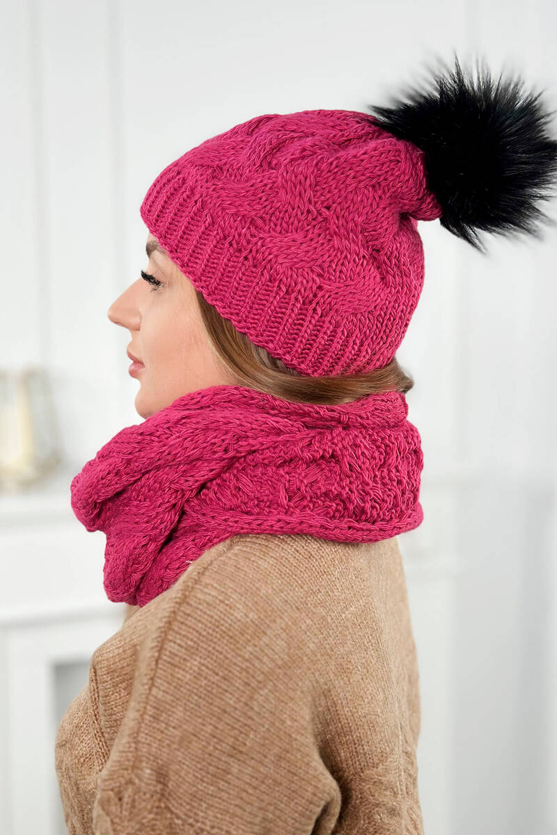 Дамски комплект от шапка и шал PLK5