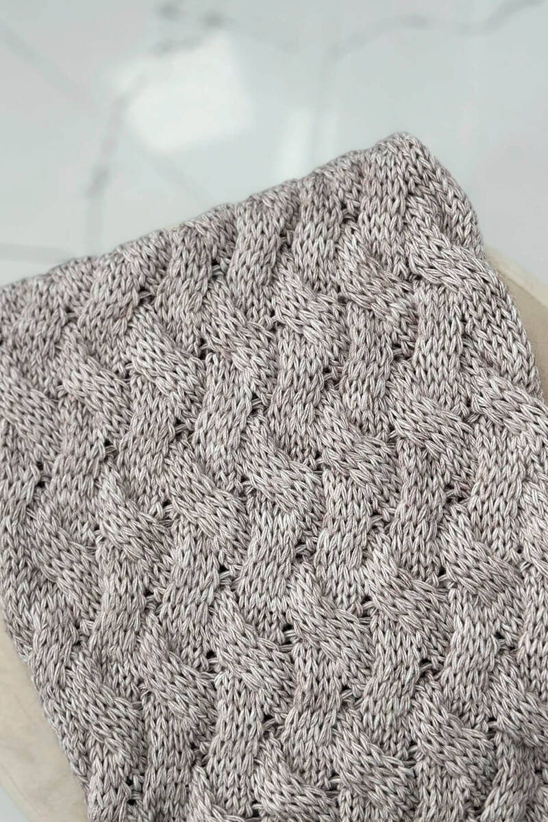 Дамски комплект от шапка и шал PLK5