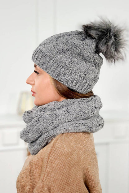 Дамски комплект от шапка и шал PLK5