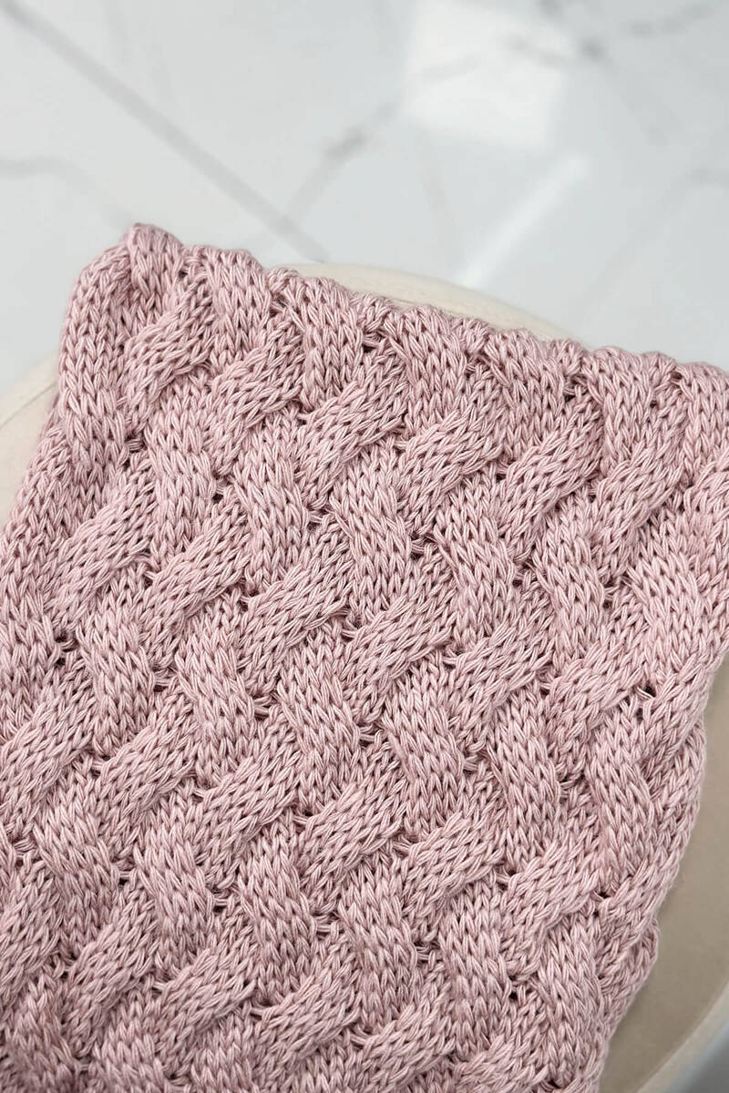 Дамски комплект от шапка и шал PLK5