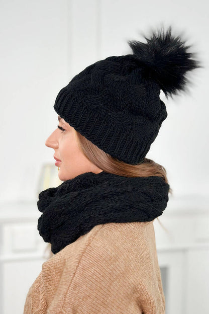 Дамски комплект от шапка и шал PLK5