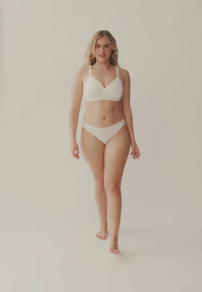 Сутиен с оформени чаши без банели NATURANA 5675 - екрю