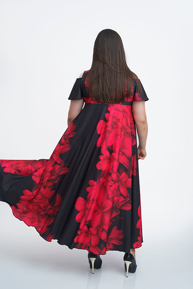 Дълга черна рокля с къс ръкав Зорница